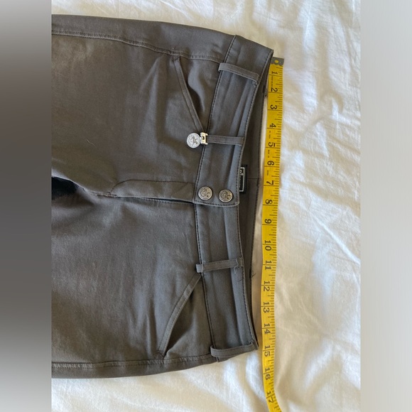 Great condition Pikeur Cindy full seat breeches US sz 28. dark brown - Picture 4 of 9